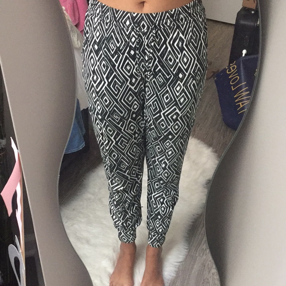 Geometric joggers from Italy!